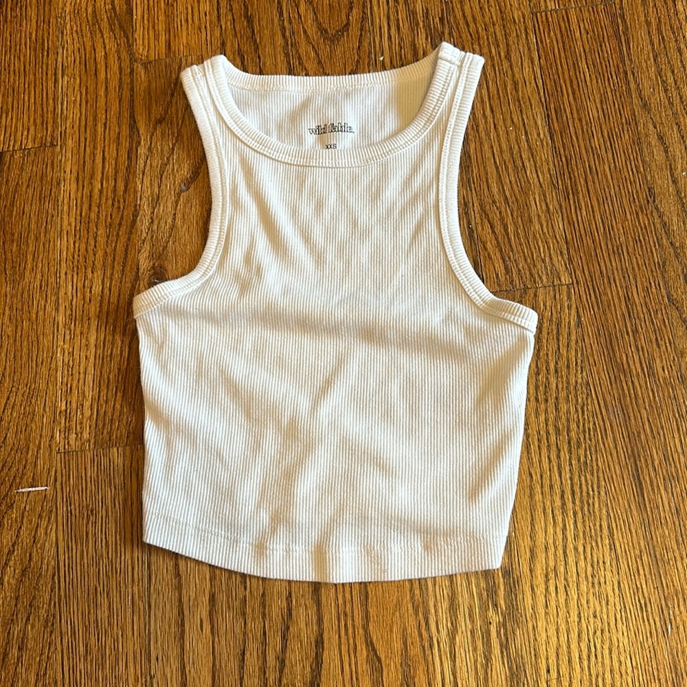 Cute, white tank top from Wild Fable, size XXS.